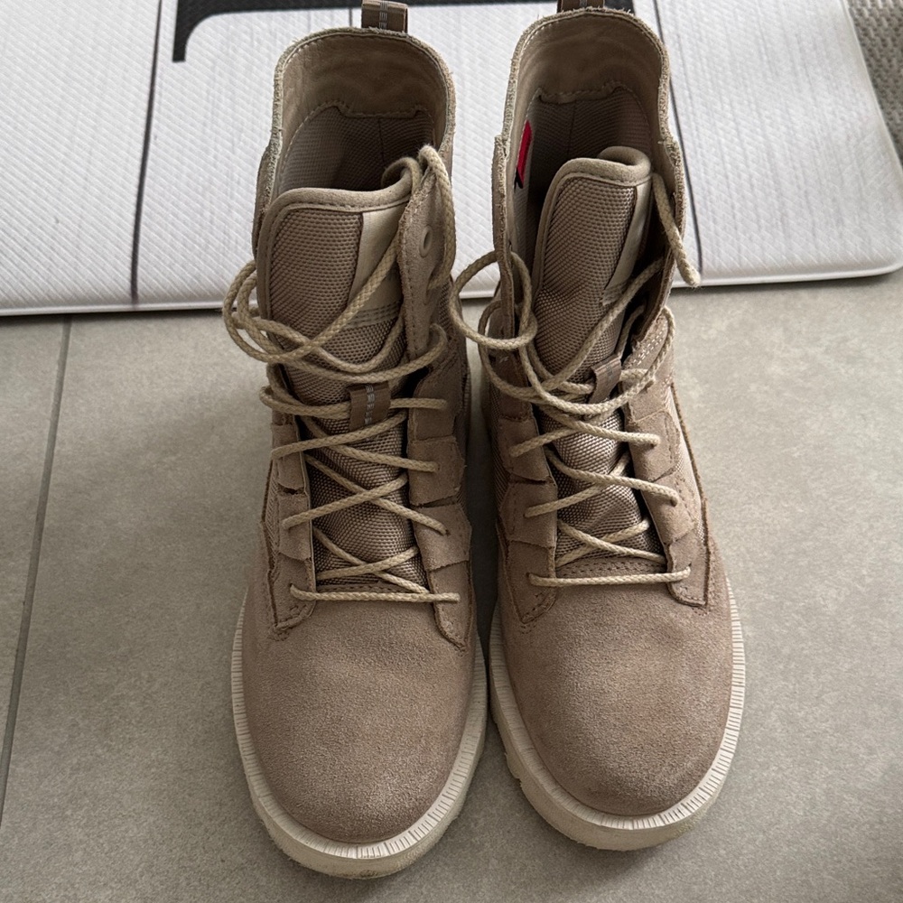 Sorel Tan Combat & Moto Boots